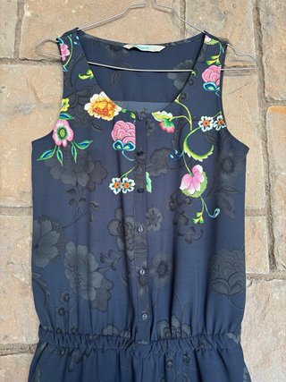 MONO “DESIGUAL “ SIN MANGAS