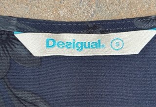 MONO “DESIGUAL “ SIN MANGAS