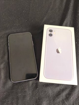 iPhone 11 128GB Lila