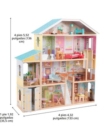 Casita de muñecas de madera con muebles