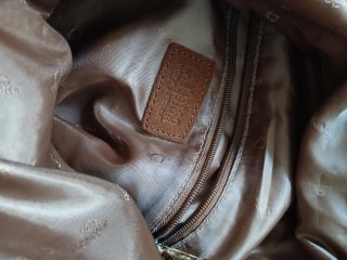 Bolso saco ante marrón Carpisa