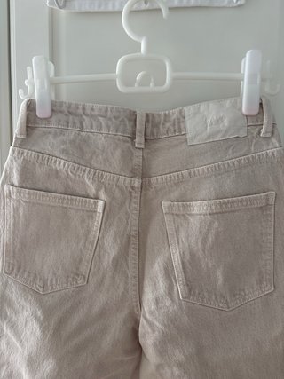 Pantalones vaqueros Zara beige