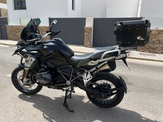 BMW R1200GS triple black  Negra