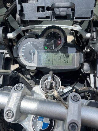 BMW R1200GS triple black  Negra