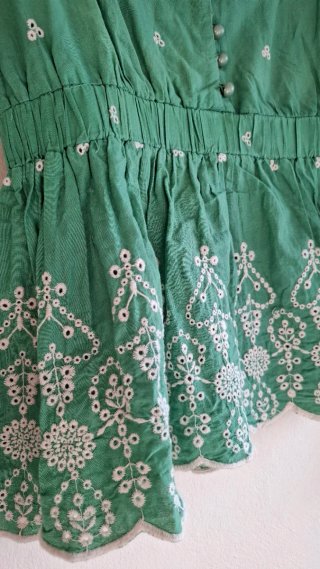 Blusa Gocelle bordada verde Talla XL