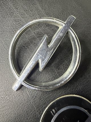 Insignias Opel Astra GSI 16V
