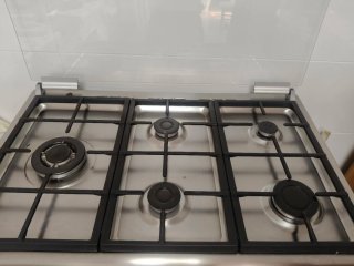 Cocina de gas Corberó 5 fuegos y horno