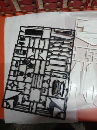 Maqueta Matchbox 1:72 F-14A Tomcat (PK-406)