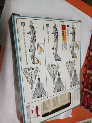 Maqueta Matchbox 1:72 F-14A Tomcat (PK-406)