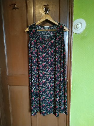 Vestido negro largo estampado floral