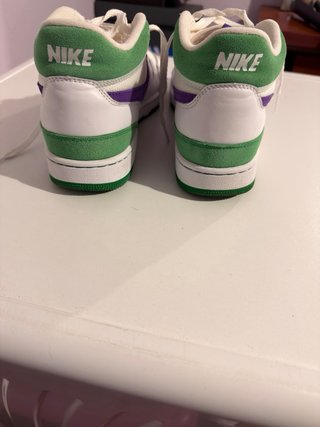 Nike Attack Wimbledon Blancas/Moradas/Verdes