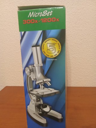 Microscopio Bresser 68 piezas 300x-1200x