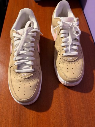 Nike Air Force 1 Low Beige/Rosa Talla 42.5