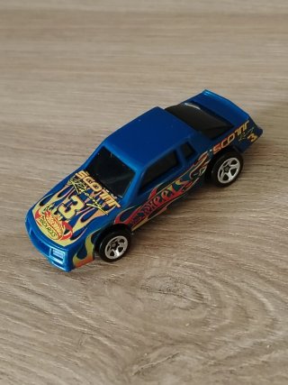 Hot Wheels 1988 Chevrolet Chevy Stocker