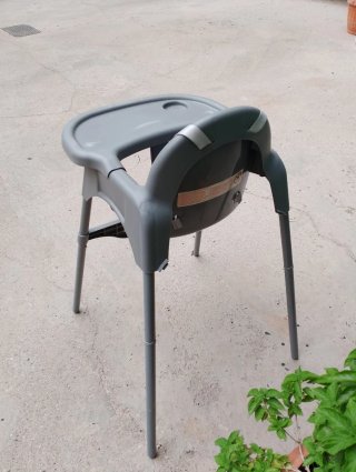 Seggiolone pappa grigio