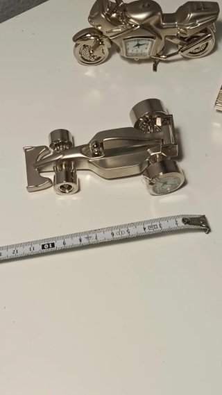 Lote 4 Orologi Miniatura: Moto, Auto F1, Camion