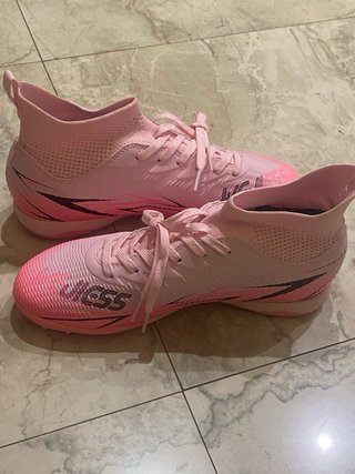 Scarpe da calcio rosa