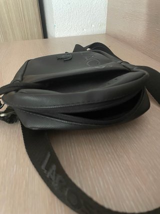 Riñonera Lacoste Negra