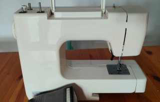 Máquina de coser REAL Mod. 504