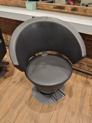 4 Sillones Peluquería Hidráulicos Negros