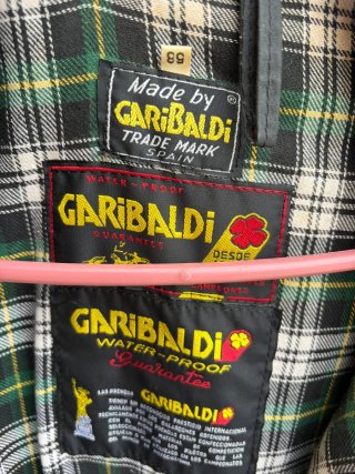 Chaquetas Garibaldi Negras