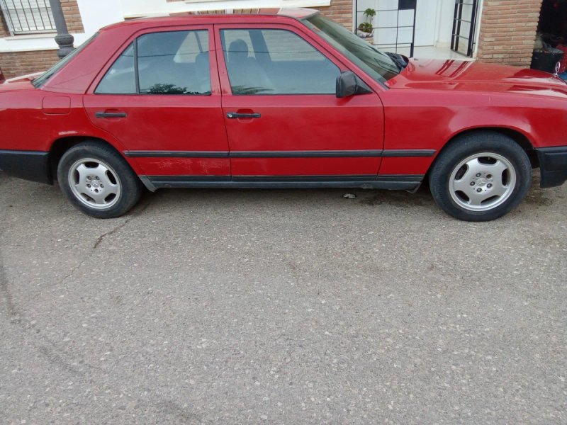 Mercedes-Benz  CLK 1993 - foto 1