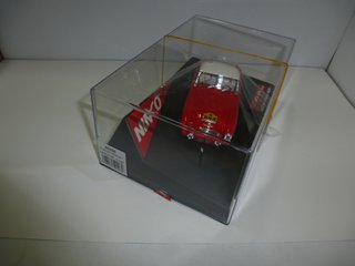 Ninco NUEVO AUSTIN HEALEY MKIII HARDTOP scalextric