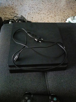 Consola PS4 500 GB con 2 mandos (negro y azul)