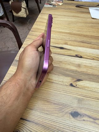 iPhone 16 Plus Rosa