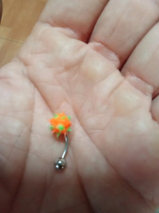 Piercing ombligo bola naranja y verde
