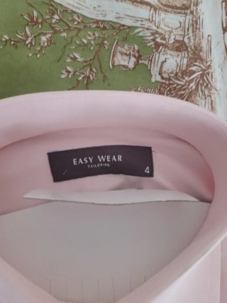 Camisa rosa de manga larga