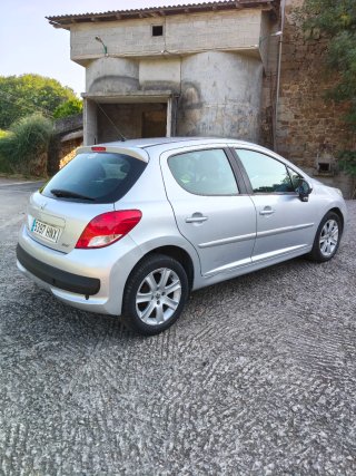 Peugeot 207 2013