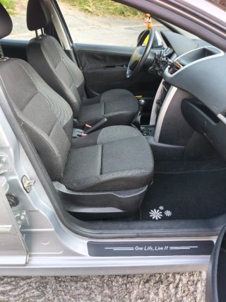 Peugeot 207 2013