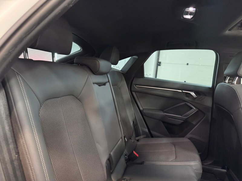 Audi Q3 2020, foto 11