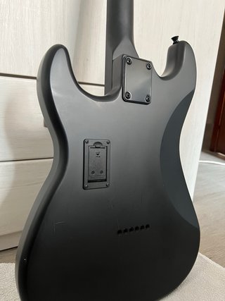 Pack Guitarra Eléctrica y Amplificador Harley Bent