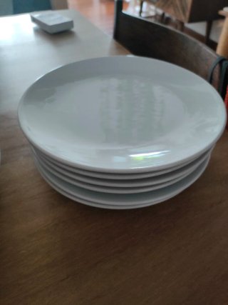 Vajilla de porcelana blanca