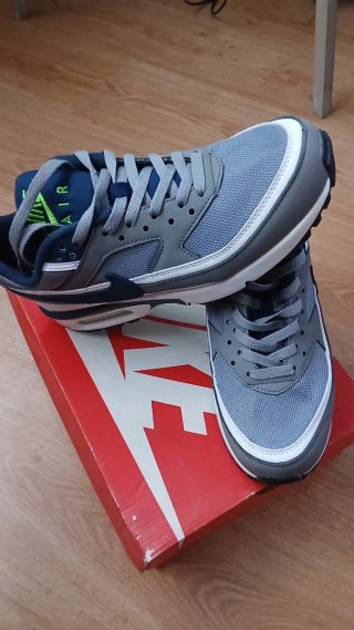 Zapatillas Nike Air Gris, Azul y Blanco nuevas.