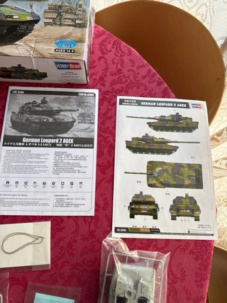 Maqueta Tanque Leopard 2 A6EX Hobby Boss