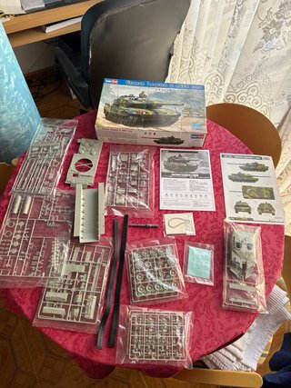 Maqueta Tanque Leopard 2 A6EX Hobby Boss