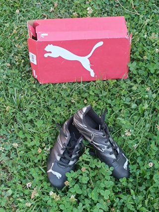 Botas de fútbol Puma niño talla 34
