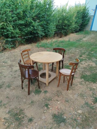 Mesa camilla redonda de madera