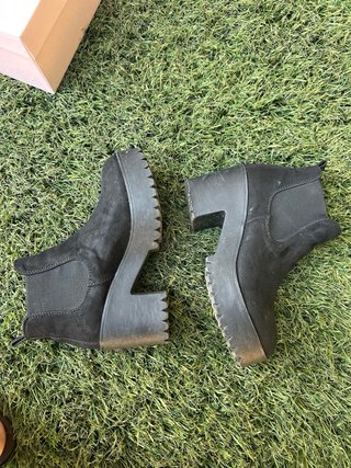 Botines negros plataforma