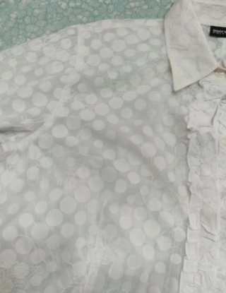 Camicia bianca a pois