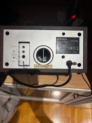 Radio AM/FM Vintage Madera y Altavoz