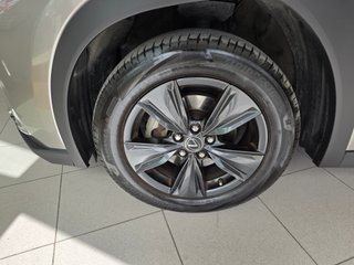 Lexus UX 2.0 250h Business