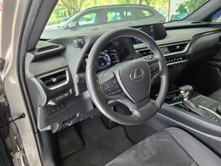 Lexus UX 2.0 250h Business