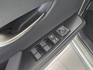 Lexus UX 2.0 250h Business