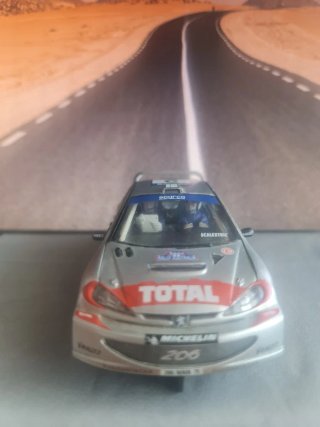 Coche Scalextric Peugeot 206 WRC 1:32