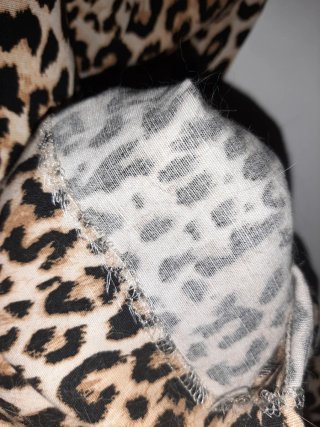 Pantalón tobillero vintage estampado leopardo