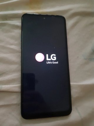 Teléfono LG K42 Negro